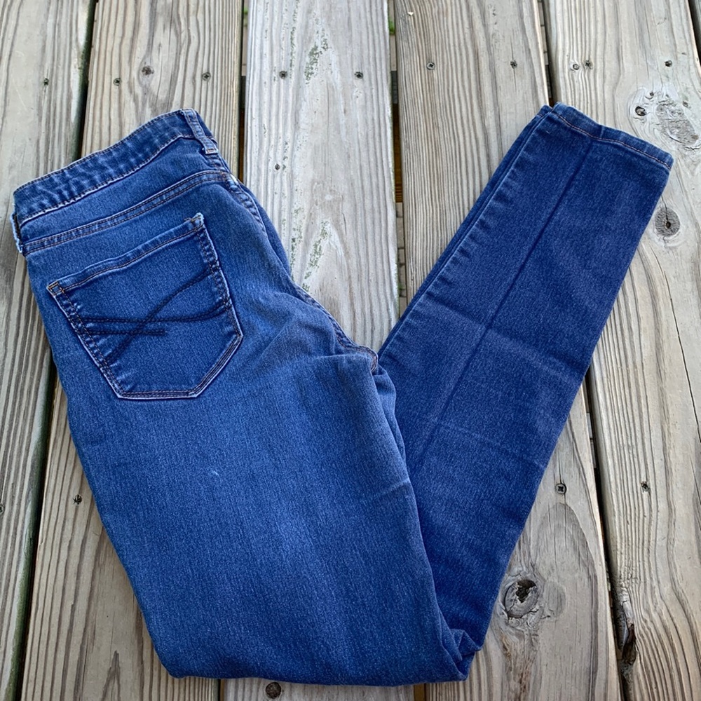 Aeropostale high waisted jegging jeans - size 4 LONG